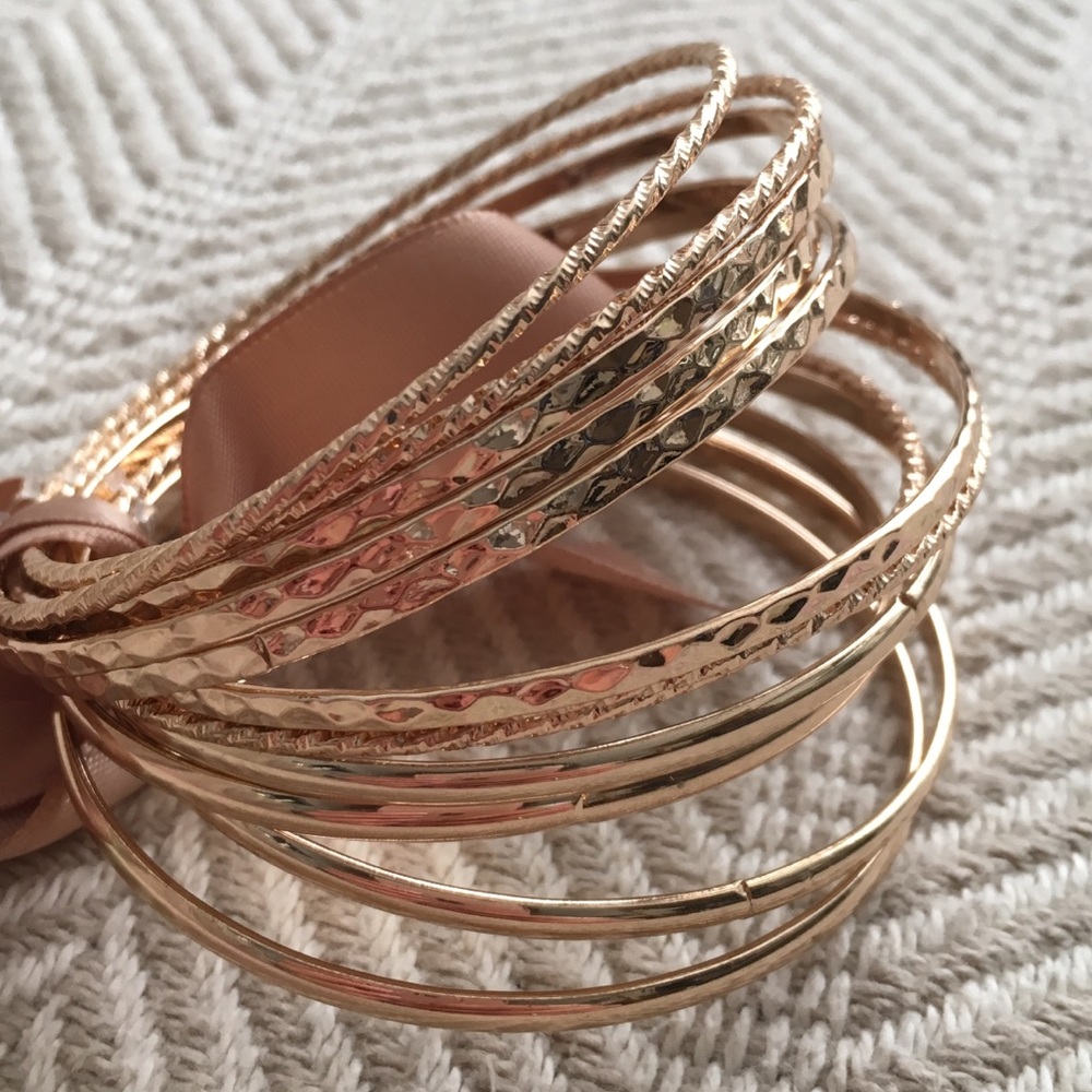 Golden bangle set - Picture 2 of 4
